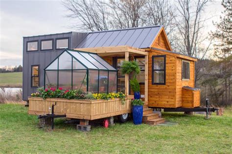 Amazing Inspiration! Tiny House Greenhouse, Tiny House