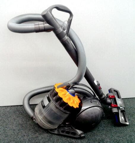 Produktinfo und Test: Dyson Staubsauger Maße