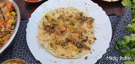 Masala papad with sprouted moth bean chaat | Mildly Indian