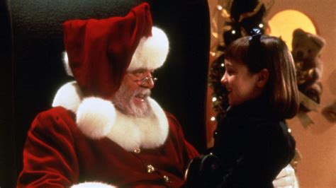 ‎Miracle on 34th Street (1994) directed by Les Mayfield • Reviews, film ...