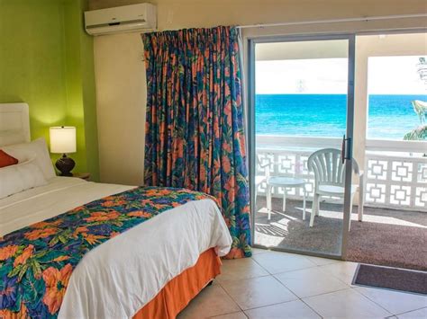 Ocean View Room | Southern Palms Beach Club Resort & Hotel Accommodation