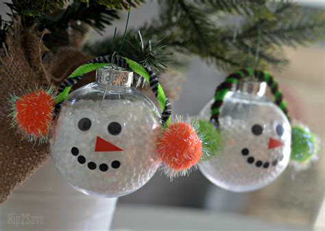 15 DIY Christmas Ornaments You Can Make w/ Clear Ornaments