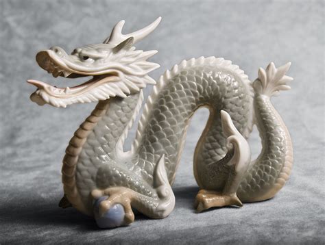 Chinese Dragon Statue