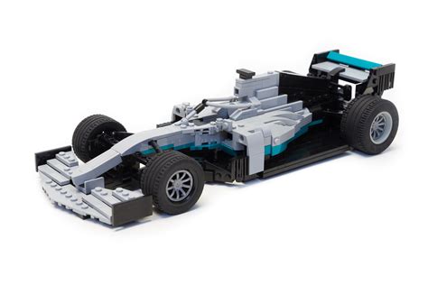 I built a 1:15 scale LEGO Mercedes-AMG F1 W10 : r/formula1