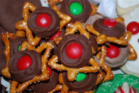 A Recipe Journal: Rolo Pretzels