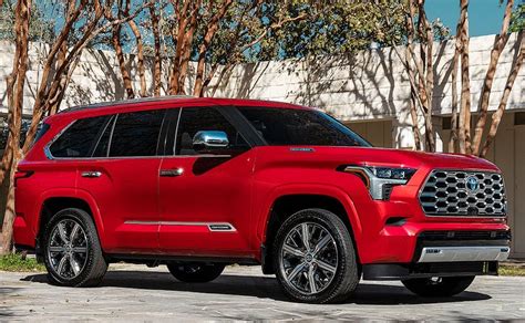 Redesigned 2023 Toyota Sequoia aims at heart of 3-row SUV market ...