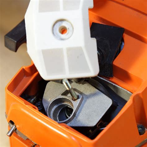 How to Adjust a Carburetor on a Stihl Chainsaw - MyLogSplitter.com