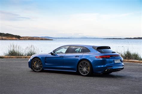 Panamera Turbo Sport Turismo Sapphire Blue Metallic - The new Porsche ...