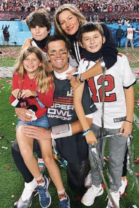 Tom Brady's 15-year-old son, Jack, channels Bucs QB at practice