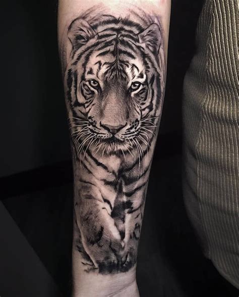 Tiger tattoos for men | Tatuagem de tigre japonês, Tatuagem de tigre ...