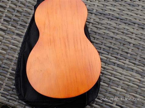 Mahalo 2500 Kahiko Soprano Ukulele - REVIEW