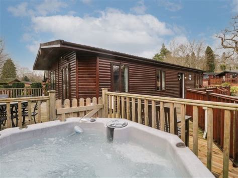 Dog Friendly Lodges Lake District | Dog Friendly Holiday Lodges | Lake ...