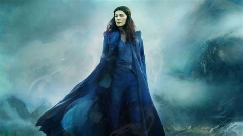 Rosamund Pike's Moiraine Takes a Stand in New Character Poster for ...