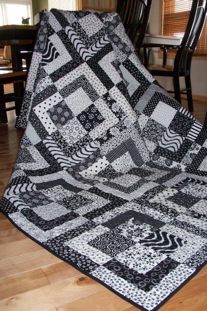 I love this!!. | Quilts, Black and white quilts, Quilting designs