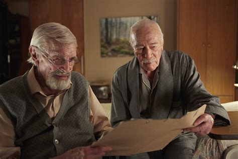 Photos: Octogenarian Martin Landau in a Thriller to 'Remember' - Front ...