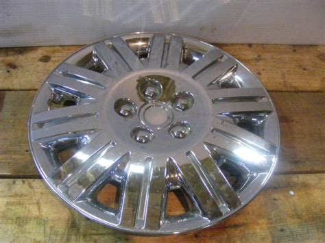 Purchase Chrysler Town and Country Chrome Wheel cover 15" hubcap P/N ...