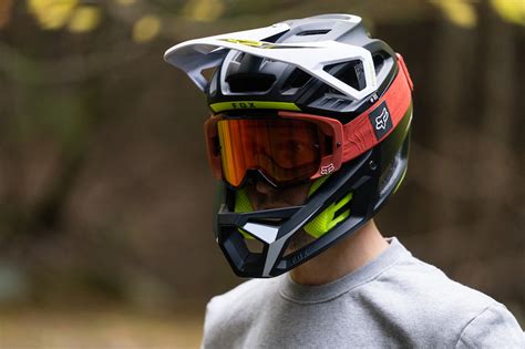 Pinkbike Poll: Why Don't We Wear Full-Face Helmets More Often? - Pinkbike