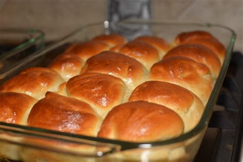 Buttery Bread Machine Rolls - The Cookin Chicks