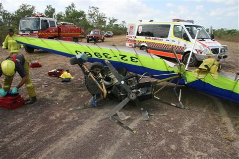 Wallabies cause ultralight plane crash - ABC Darwin - Australian ...