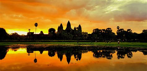 Angkor wat sunrise 1 | Angkor Special Tours