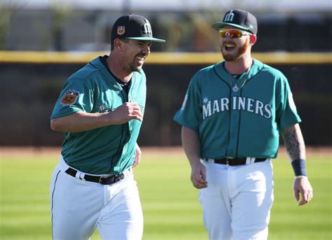 A look at Mariners spring training: Day 2 | The Seattle Times