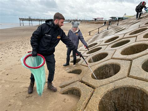 Fantasy Island and Skegness Pier host Successful Beach Clean-Up event ...