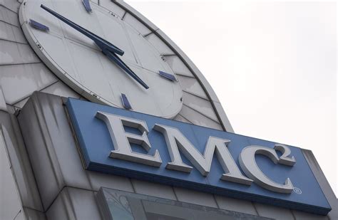 EMC Profit Declines as Merger Costs, Dollar Weigh on Results - WSJ