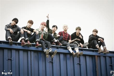 BTS Run Wallpaper - WallpaperSafari