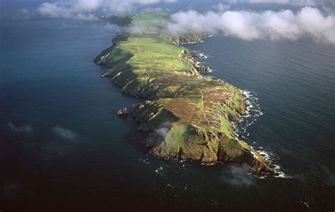 Lundy Island: The joys of a good walk, inspiring beauty and no phone ...