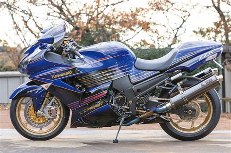 K-2プロジェクト ZZR1400（カワサキ ZZR1400） プロが造るカスタム-バイクブロス