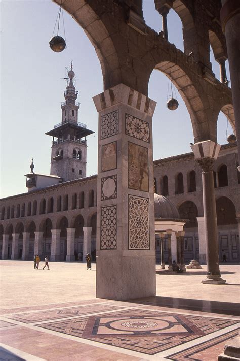 Umayyad mosque Damascus | Umayyad mosque, Mosque architecture, Islamic ...