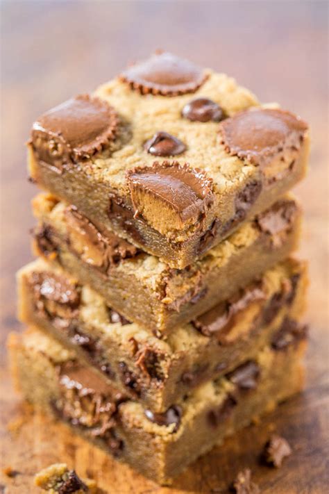 Reese's Peanut Butter Bars (with PB Cups!) - Averie Cooks