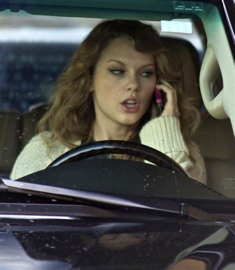 Taylor Swift Emotional Cell Phone Call ~ DISNEY STAR UNIVERSE