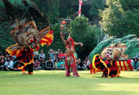 The Mystical Art Dance Of Reog Ponorogo – Visit Indonesia – The Most ...