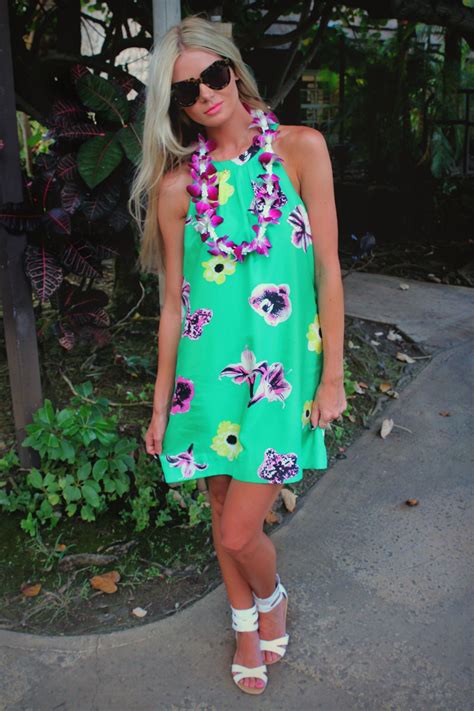 Luau - Amber Fillerup Clark | Hawaiian party outfit, Luau dress, Luau ...