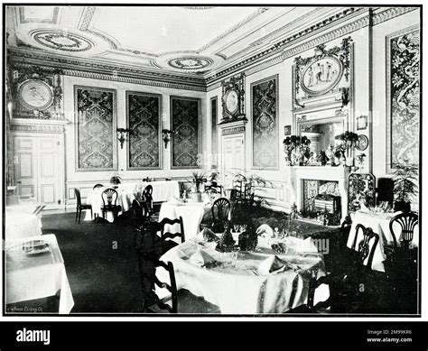 Rufford Abbey, Rufford, Nottinghamshire - Dining Room Stock Photo - Alamy