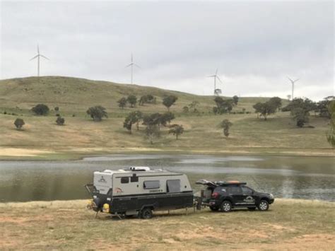 Carcoar Dam NSW | Happy Campers Australia