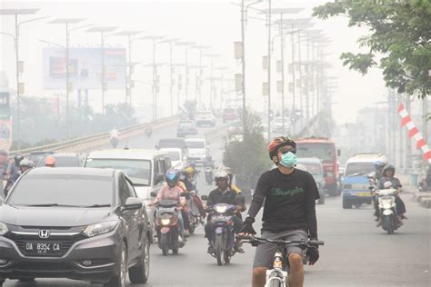 Foto: Kabut Asap Makin Pekat, Kalimantan Tak Terlihat | Tagar