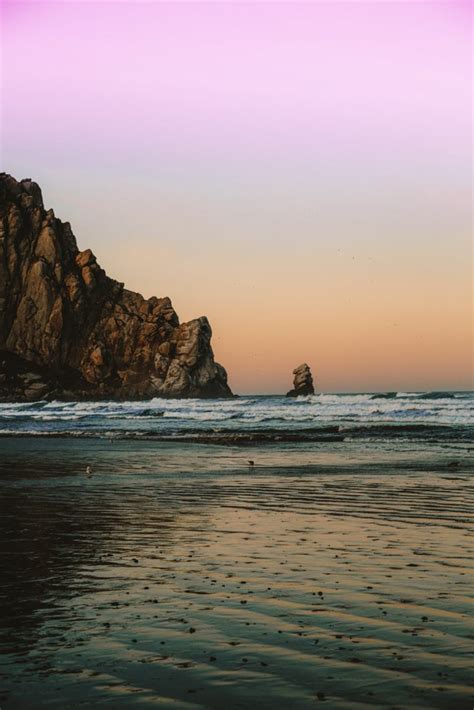 4 Reasons You Need To Visit Morro Rock Beach At Sunrise