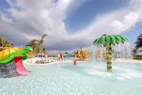 The 12 Best All-inclusive Resorts in Jamaica for Families [2024]