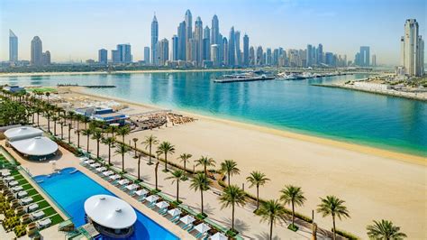 Hilton Dubai Palm Jumeirah - Jumeirah Palm, Dubai - On The Beach