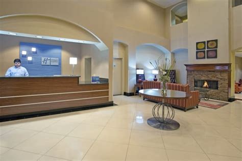 HOLIDAY INN EXPRESS & SUITES RANCHO MIRAGE - PALM SPGS AREA - 105 ...