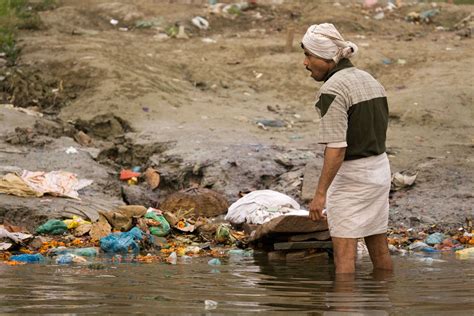 India’s plan to clean up the Ganga River is flawed, say experts