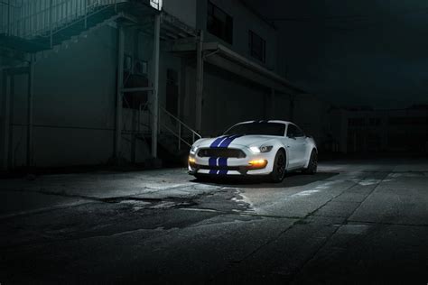 2019 Ford Mustang Shelby GT350R Wallpapers | MustangSpecs.com