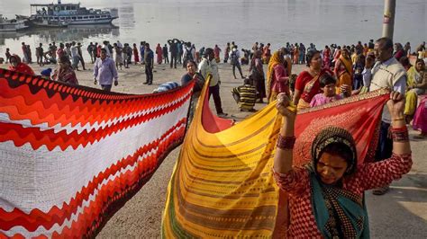 Gangasagar Mela - West Bengal: Lakhs reach Gangasagar for holy dip on ...