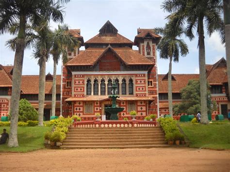 Napier Museum and Art Gallery | Museums in Kerala | Kerala | Kerala