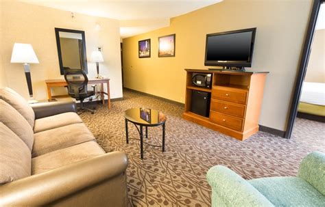 Drury Inn & Suites Atlanta Airport - Drury Hotels