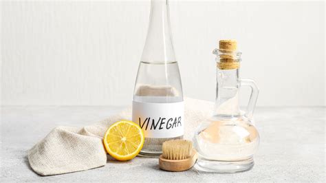 How to use white vinegar for cleaning