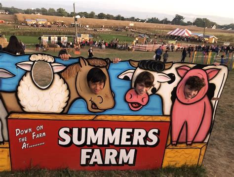 Last Week to Enjoy Summers Farm Fall Festival – THE DC MOMS