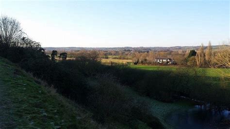 Dog walk at Cookham · Berkshire · Walkiees